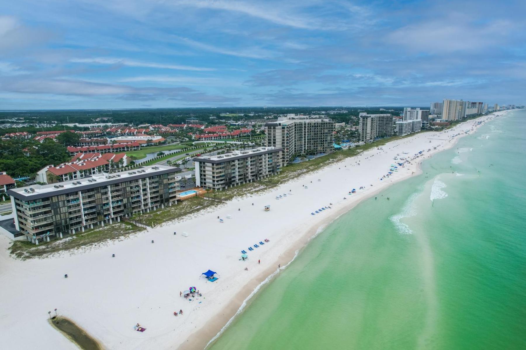 Apartment Edgewater Windward 508 - Newly Renovated Corner Condominium!