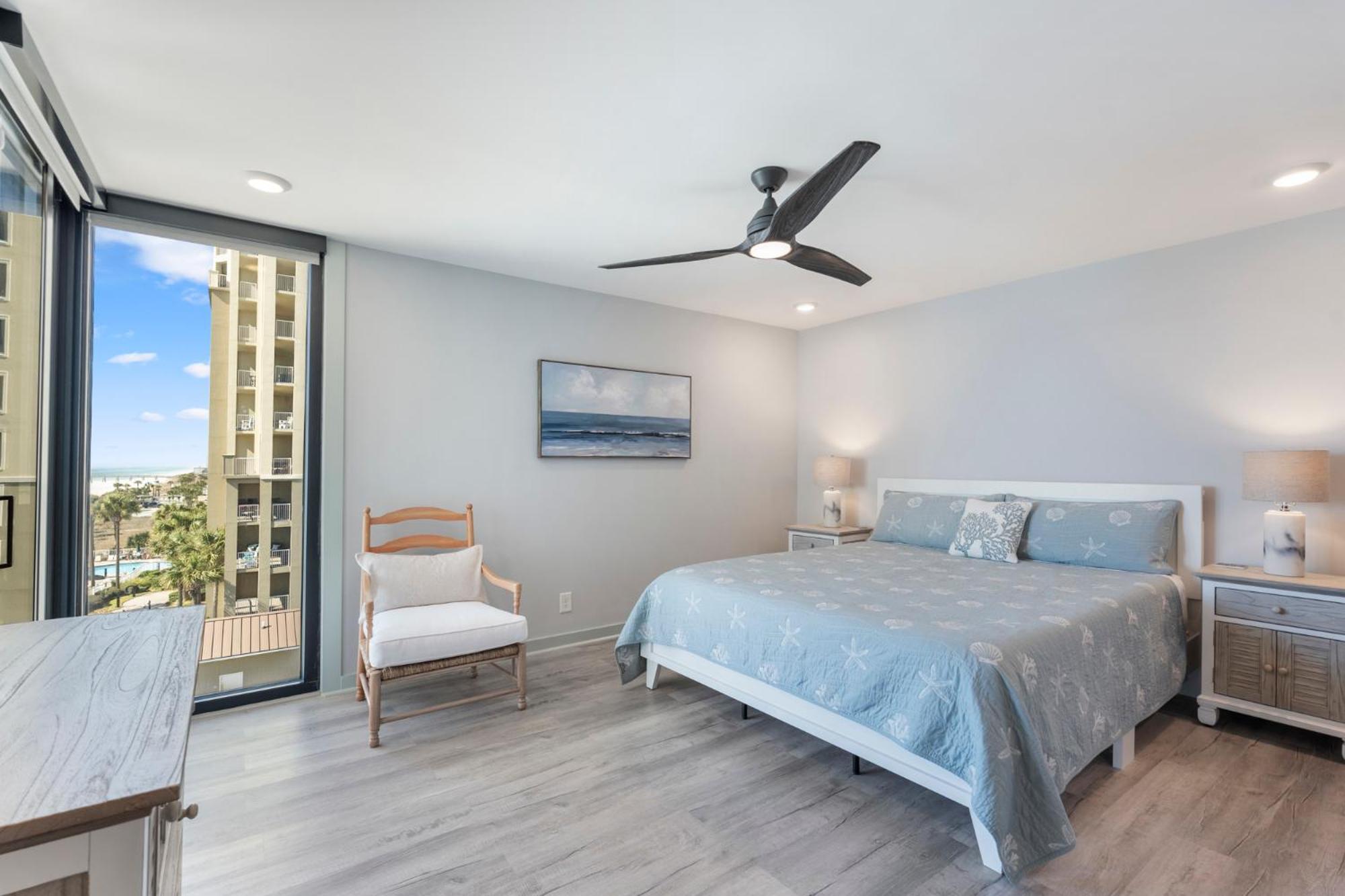 Edgewater Windward 508 - Newly Renovated Corner Condominium! Apartment *